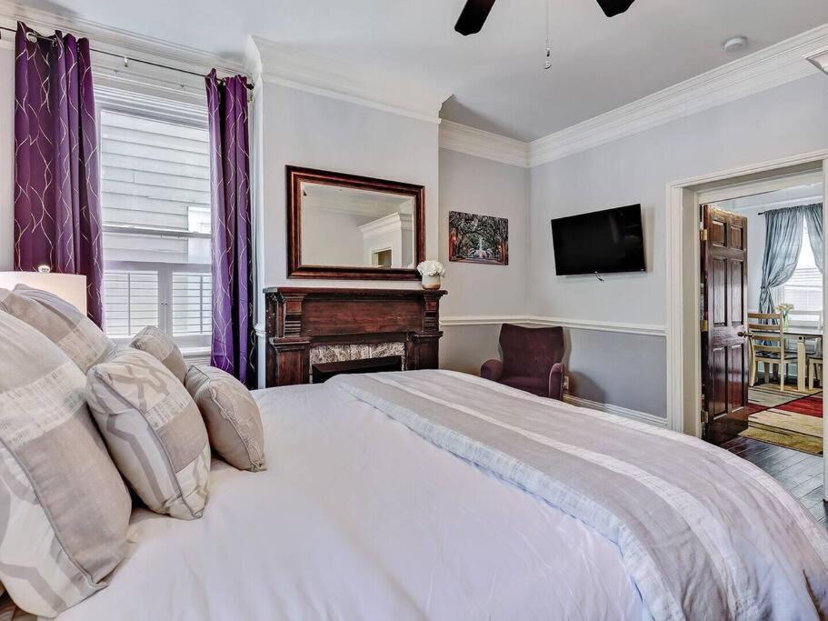 Historic Savannah Gold Private Condo With Pool - 2Bed, 1&Half Bath, Sleeps 6, 1St Floor, 15 Min Walk To Historic Savannah Center And All Attractions Buitenkant foto